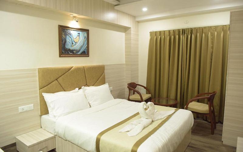 Hotel Royal City Siliguri Exterior foto