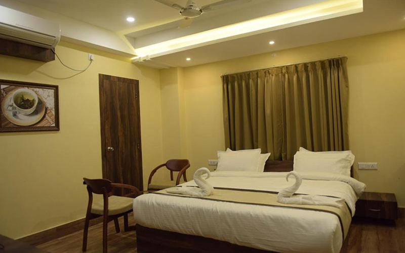 Hotel Royal City Siliguri Exterior foto