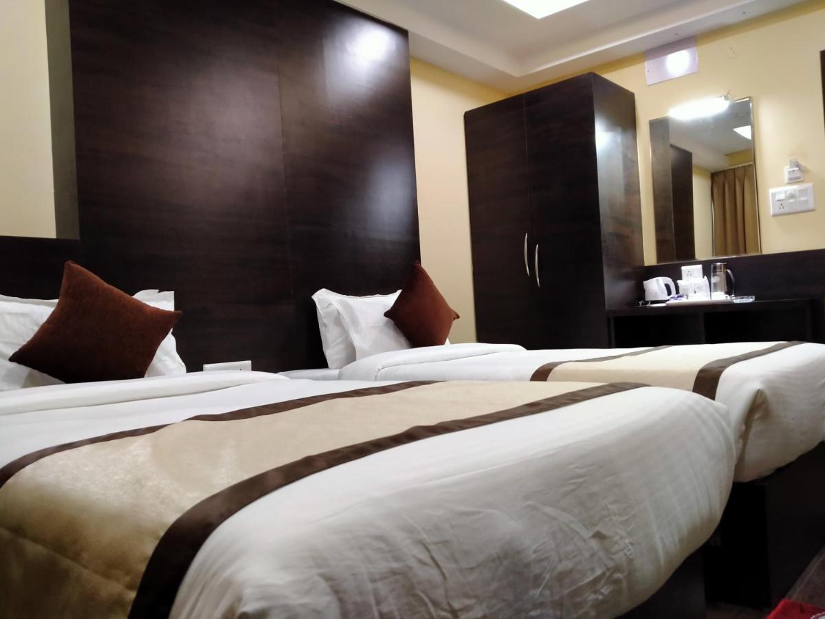 Hotel Royal City Siliguri Exterior foto
