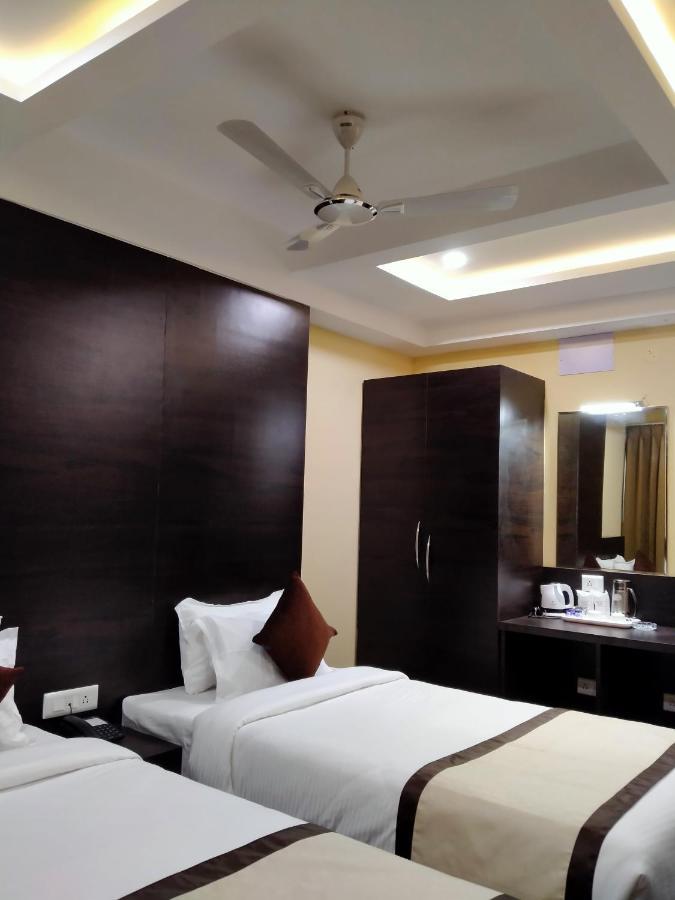 Hotel Royal City Siliguri Exterior foto