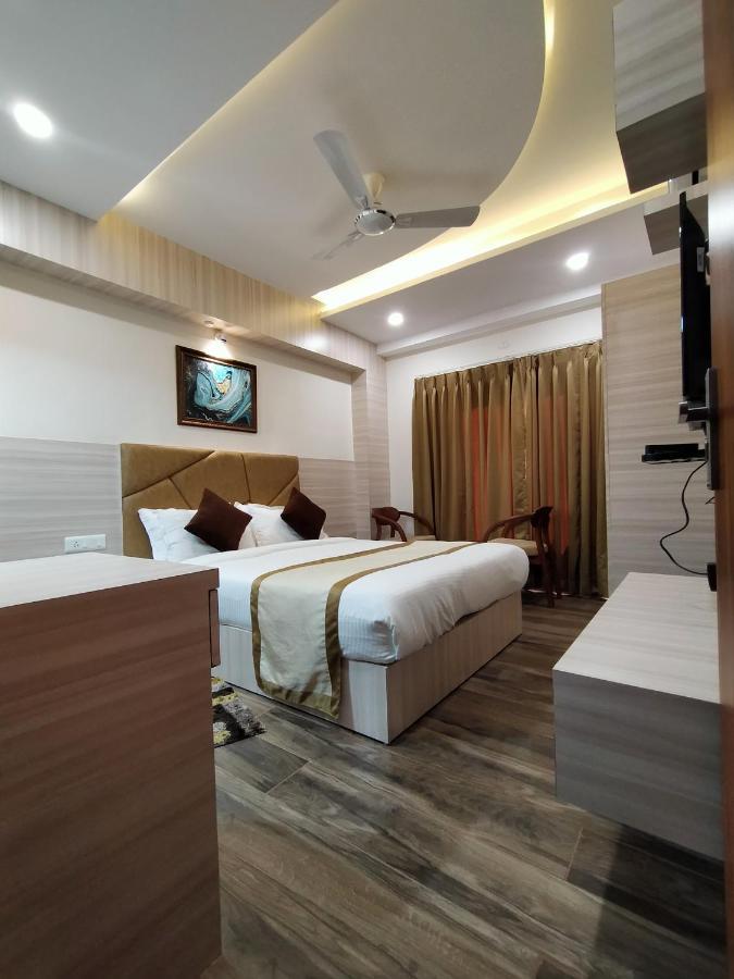 Hotel Royal City Siliguri Exterior foto