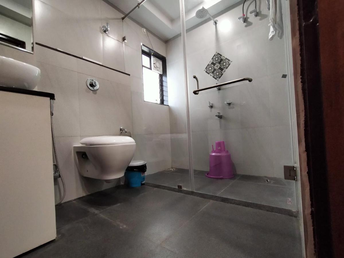 Hotel Royal City Siliguri Exterior foto