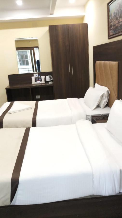 Hotel Royal City Siliguri Exterior foto