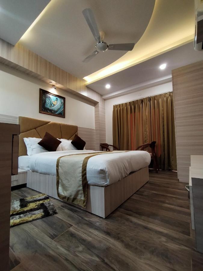 Hotel Royal City Siliguri Exterior foto