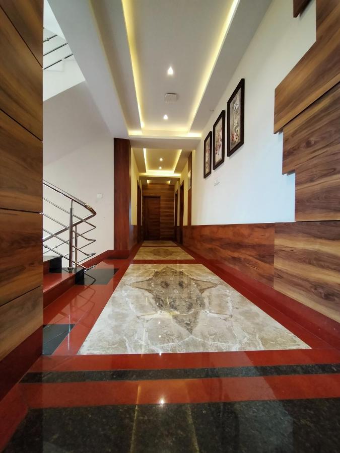 Hotel Royal City Siliguri Exterior foto