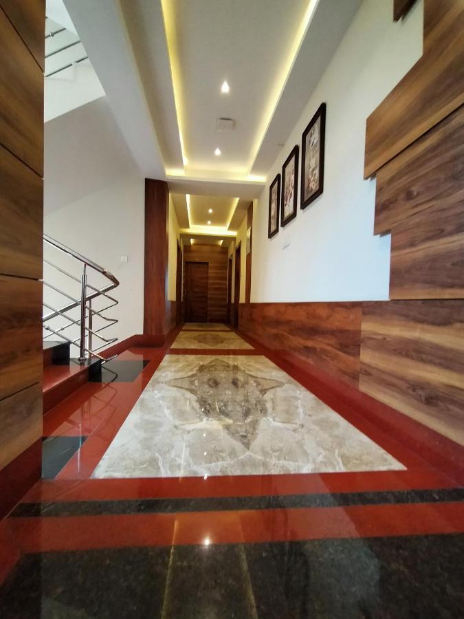 Hotel Royal City Siliguri Exterior foto